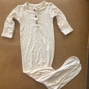 Larkspur Viscose Bamboo Gown 0-3M